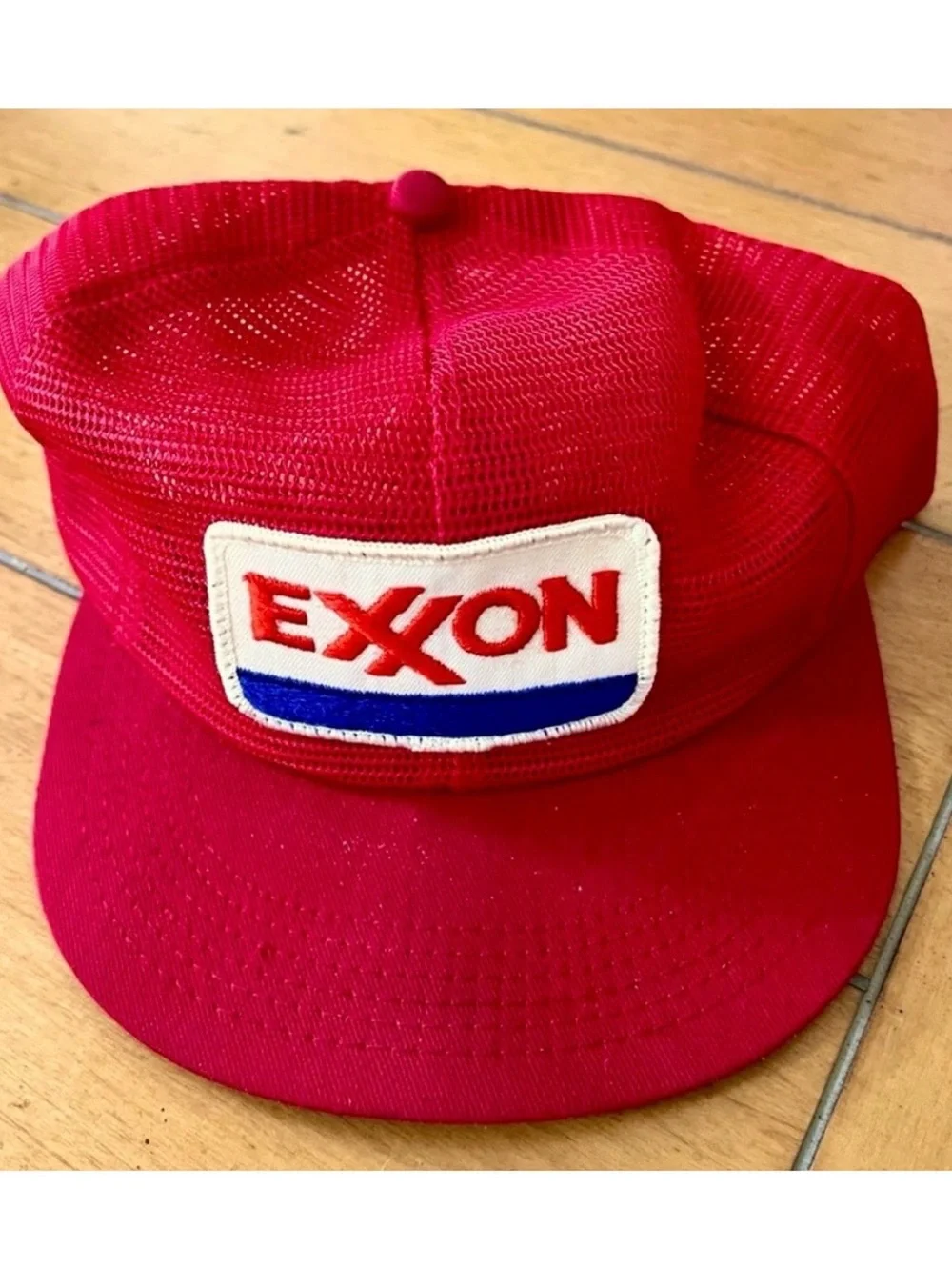 N/A red mesh